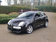 Alfa Romeo MiTo - 1.4 Progression 17" en Multimediasysteem