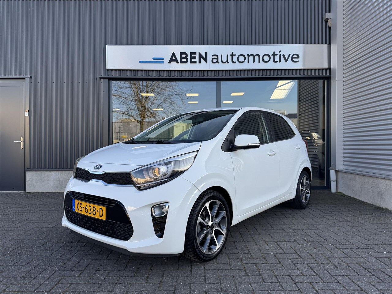 Kia Picanto - 1.0 CVVT Design Edition 1.0 Cvvt 67 PK Design Edition 5-deurs (LEDER|NAVI|CAMERA|CLIMA) - AutoWereld.nl