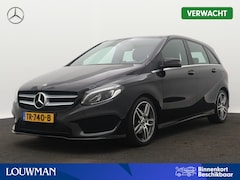 Mercedes-Benz B-klasse - 180 Business Solution AMG | Panoramadak | Trekhaak | Stoelverwarming | Lichtmetalen velgen