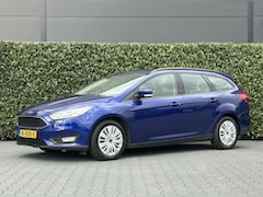 Ford Focus Wagon - 1.0 Lease Edition, NL AUTO, NAP LOGISCH, AIRCO, CRUISE, NAVI, PARKEERSENSOREN, TREKHAAK