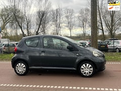 Toyota Aygo - 1.0-12V APKZUINIGKOOPJE