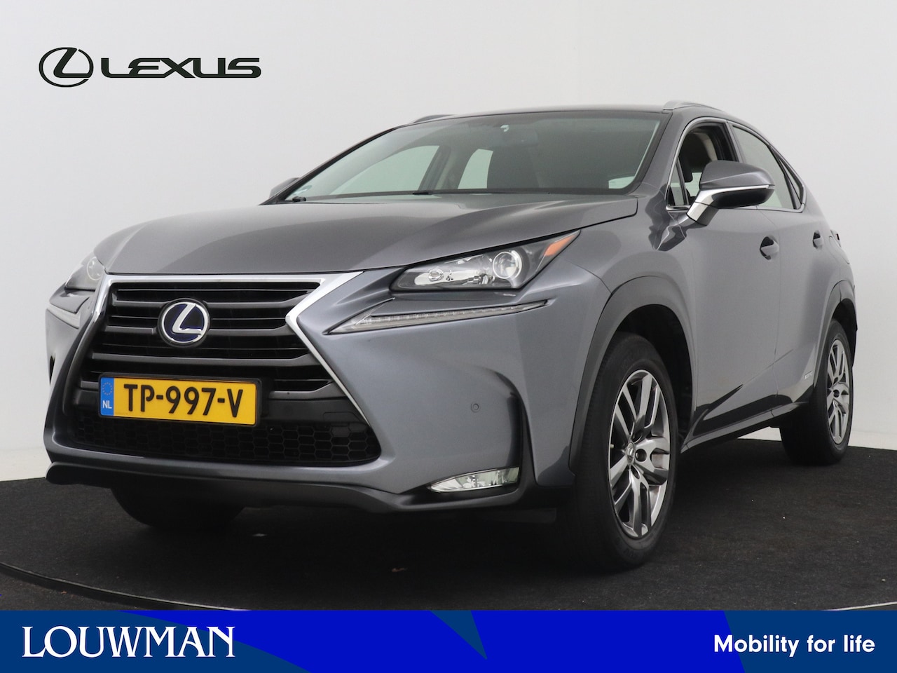 Lexus NX - 300h AWD Luxury Line Limited | Leder | Trekhaak afneembaar | Stoelverwarming | Draadloze t - AutoWereld.nl