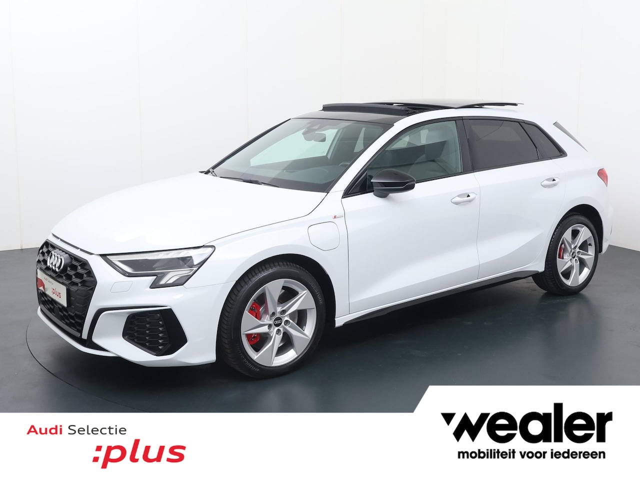 Audi A3 Sportback - 45 TFSI e S edition Competition | 245 PK | Automaat | Multifunctioneel stuurwiel | Stoelve - AutoWereld.nl