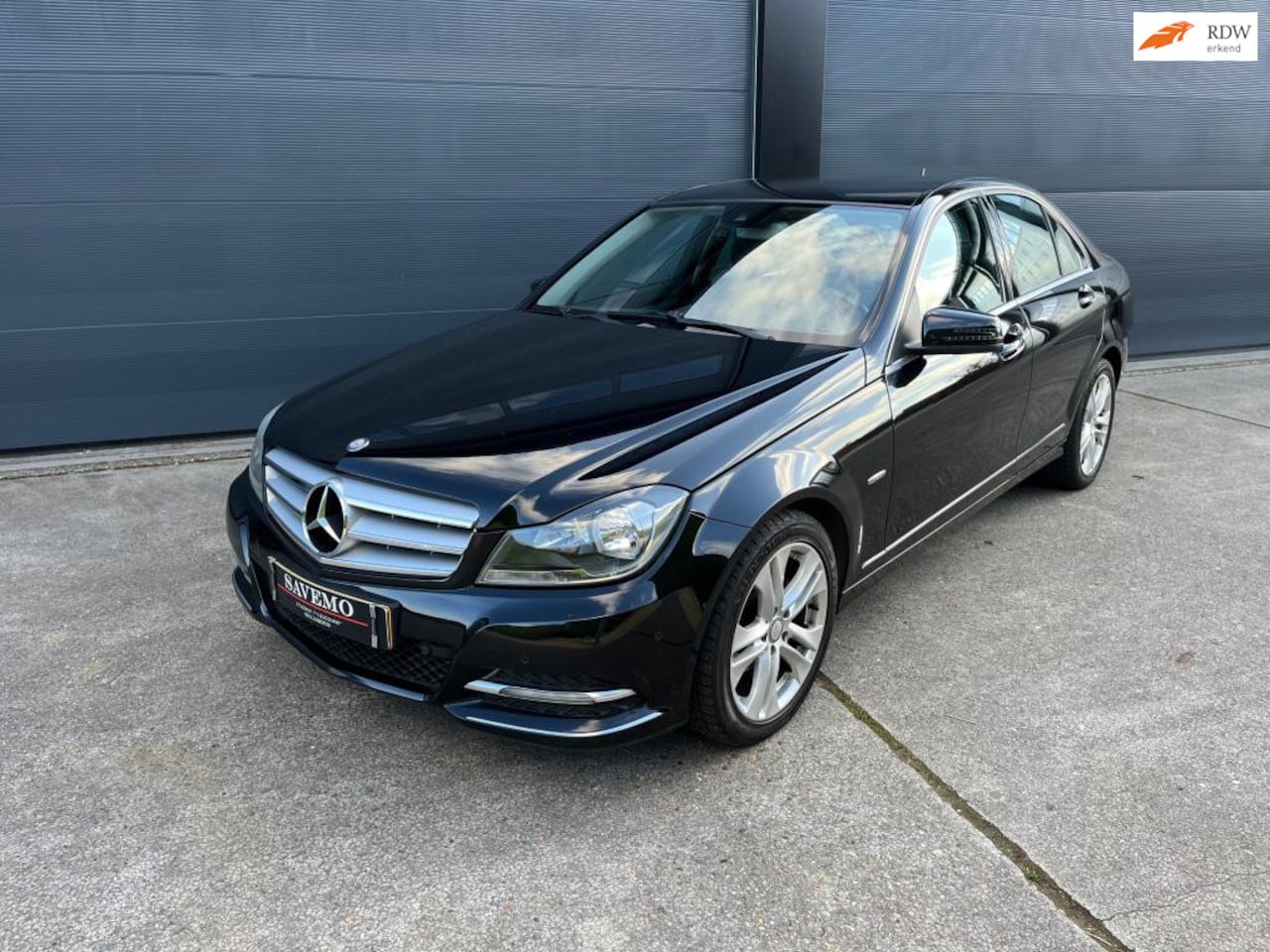 Mercedes-Benz C-klasse - 180 Business Avantgarde / Stoelverwarming / PDC / Bluetooth / Automaat - AutoWereld.nl