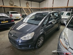 Ford S-Max - 2.3 Titanium