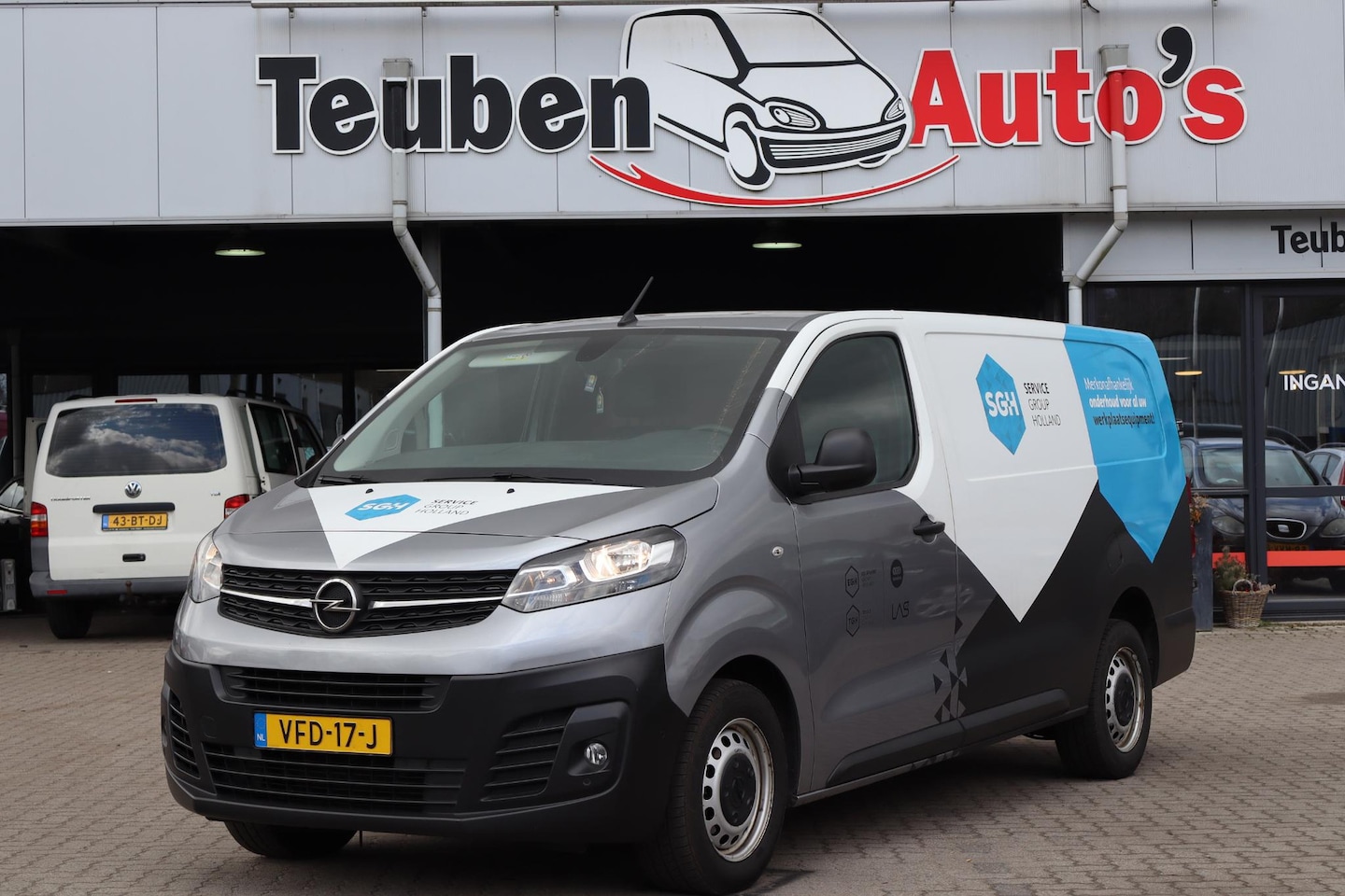 Opel Vivaro - 2.0 CDTI L2H1 Edition Automaat, Cruise control, Elektrische ramen, Rechter zijdeur, Zie op - AutoWereld.nl