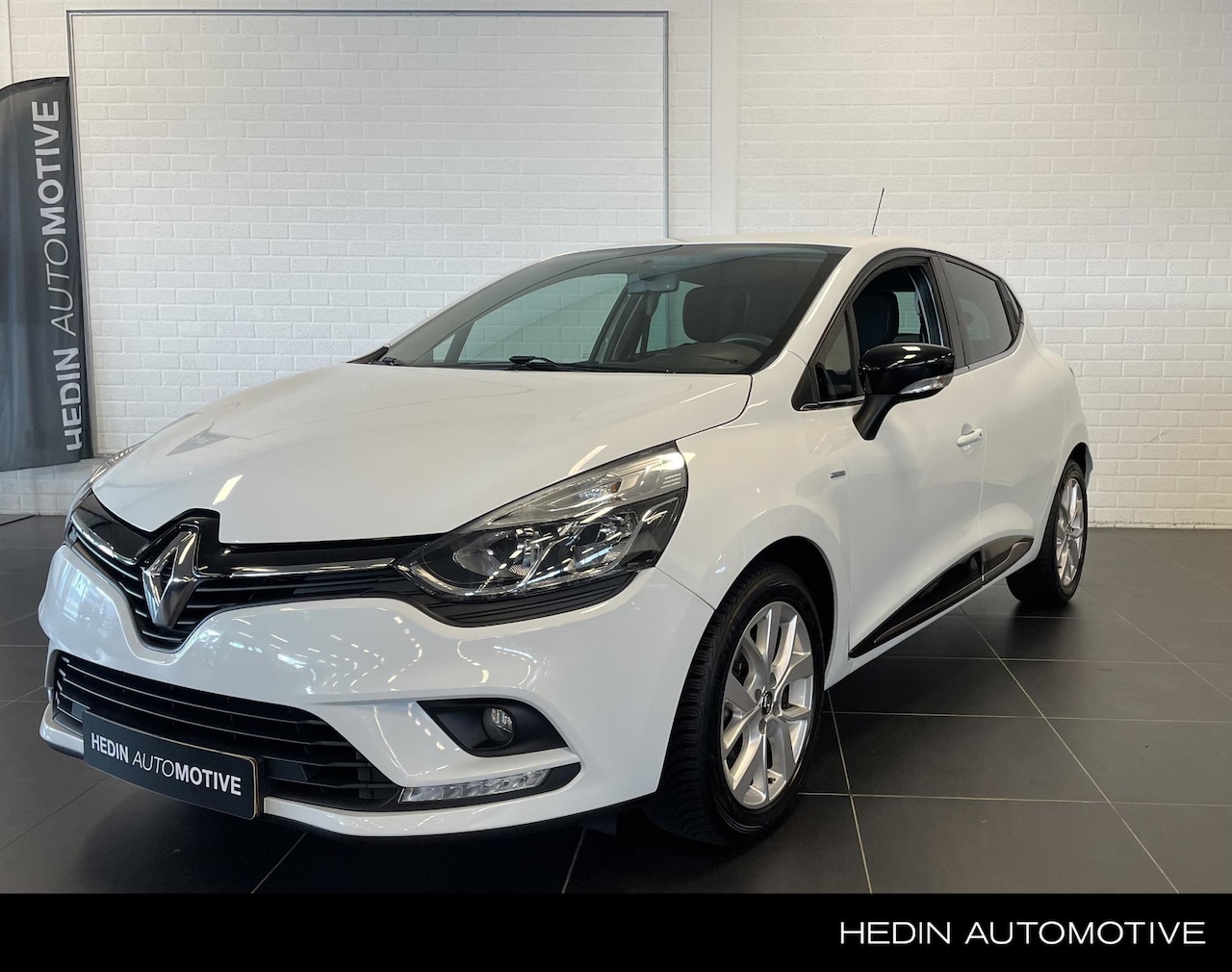 Renault Clio - 0.9 TCe Limited |Airco|LMV|Cruise|Navi|All Seasonsbanden| - AutoWereld.nl