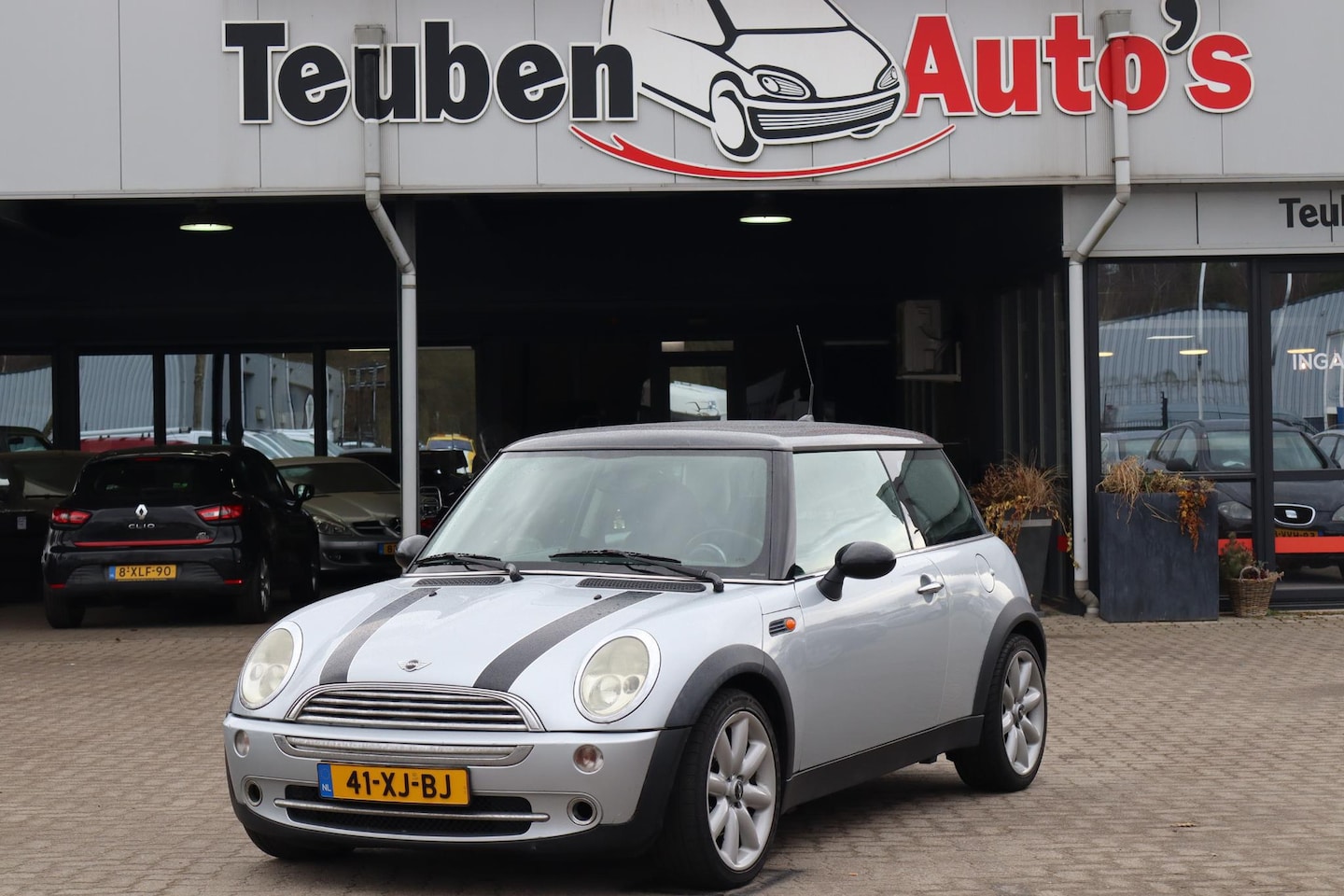 MINI One - Mini 1.6 Airco, Radio cd speler, Auto is toe aan onderhoud! - AutoWereld.nl