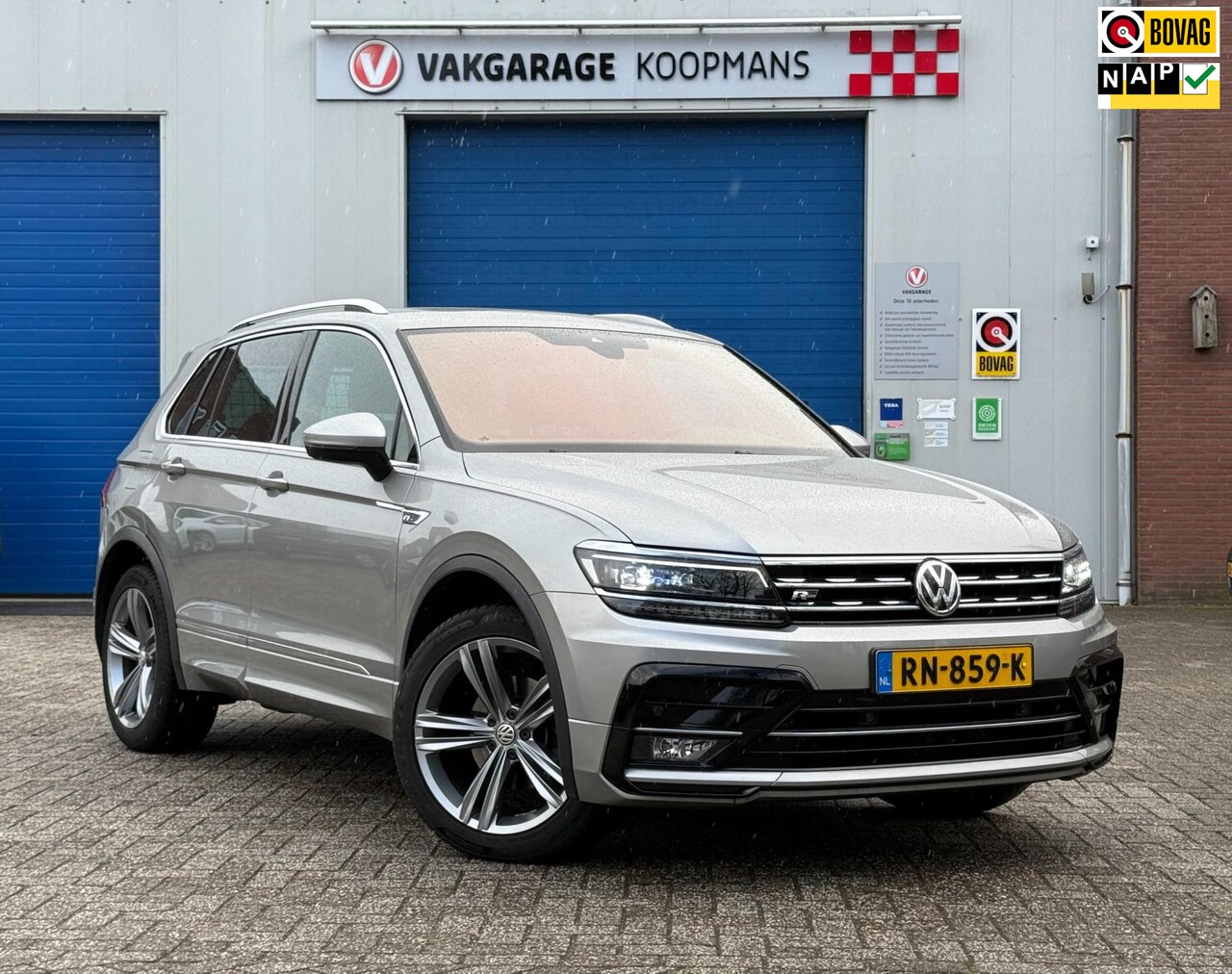 Volkswagen Tiguan - 1.4 TSI Comfortline Business R 1.4 TSI Comfortline Business R - AutoWereld.nl