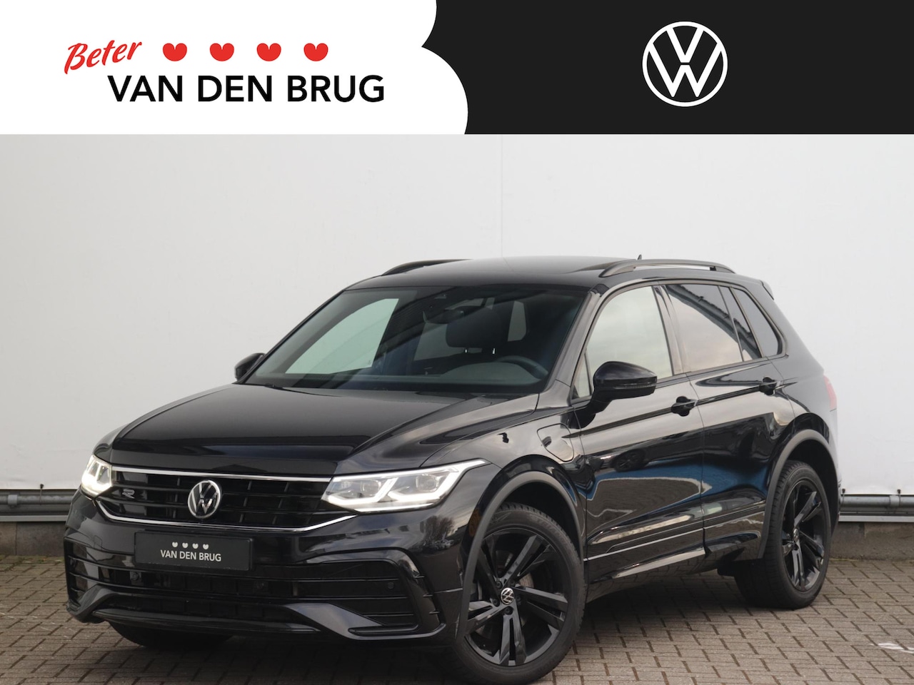 Volkswagen Tiguan - 1.4 TSI eHybrid R-Line Business | Panoramadak | Trekhaak wegklapbaar | Leder | Black Style - AutoWereld.nl