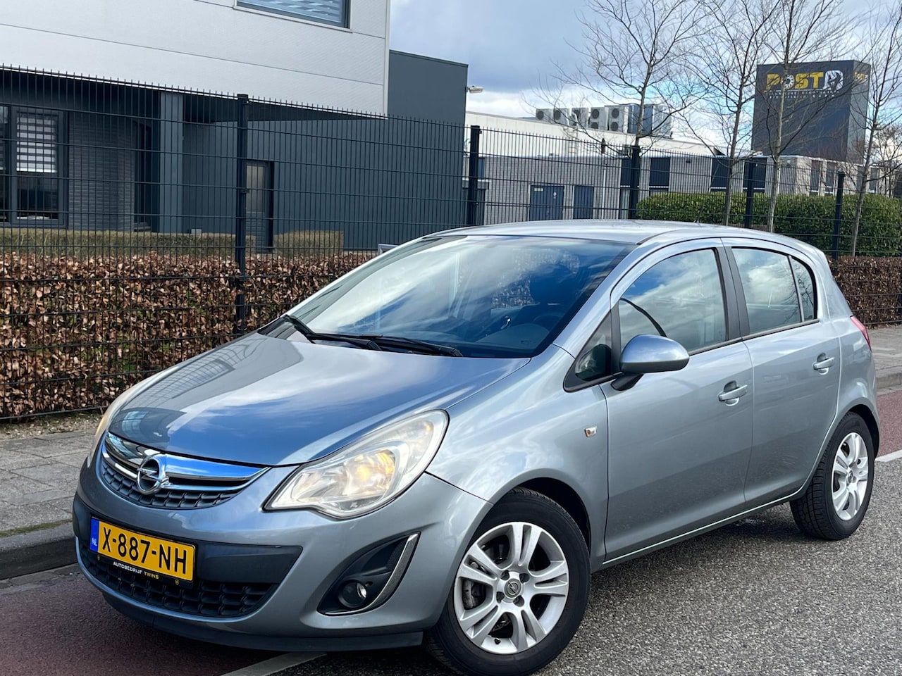 Opel Corsa - 1.2-16V Cosmo Airco Cruise-control APK 27-12-2025 - AutoWereld.nl