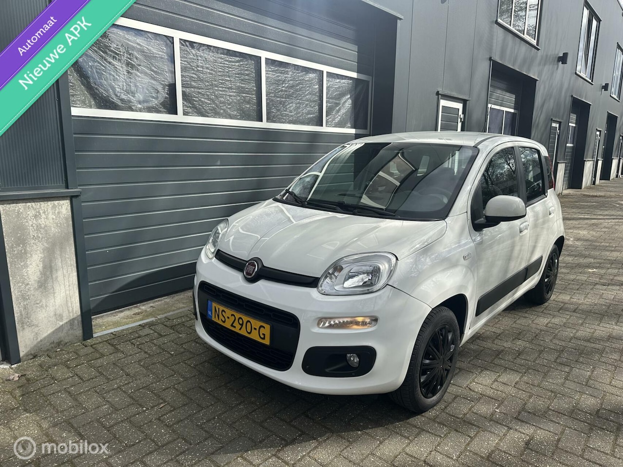 Fiat Panda - 0.9 TwinAir Lounge automaat/new apk/60km nap - AutoWereld.nl