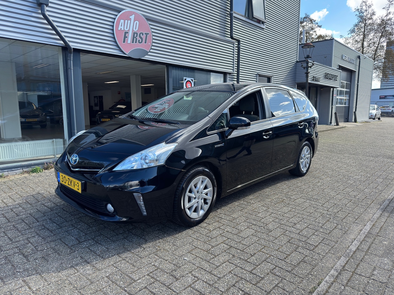 Toyota Prius Wagon - 1.8 Aspiration / Airco / PANORAMADAK/CAMERA/NAP - AutoWereld.nl