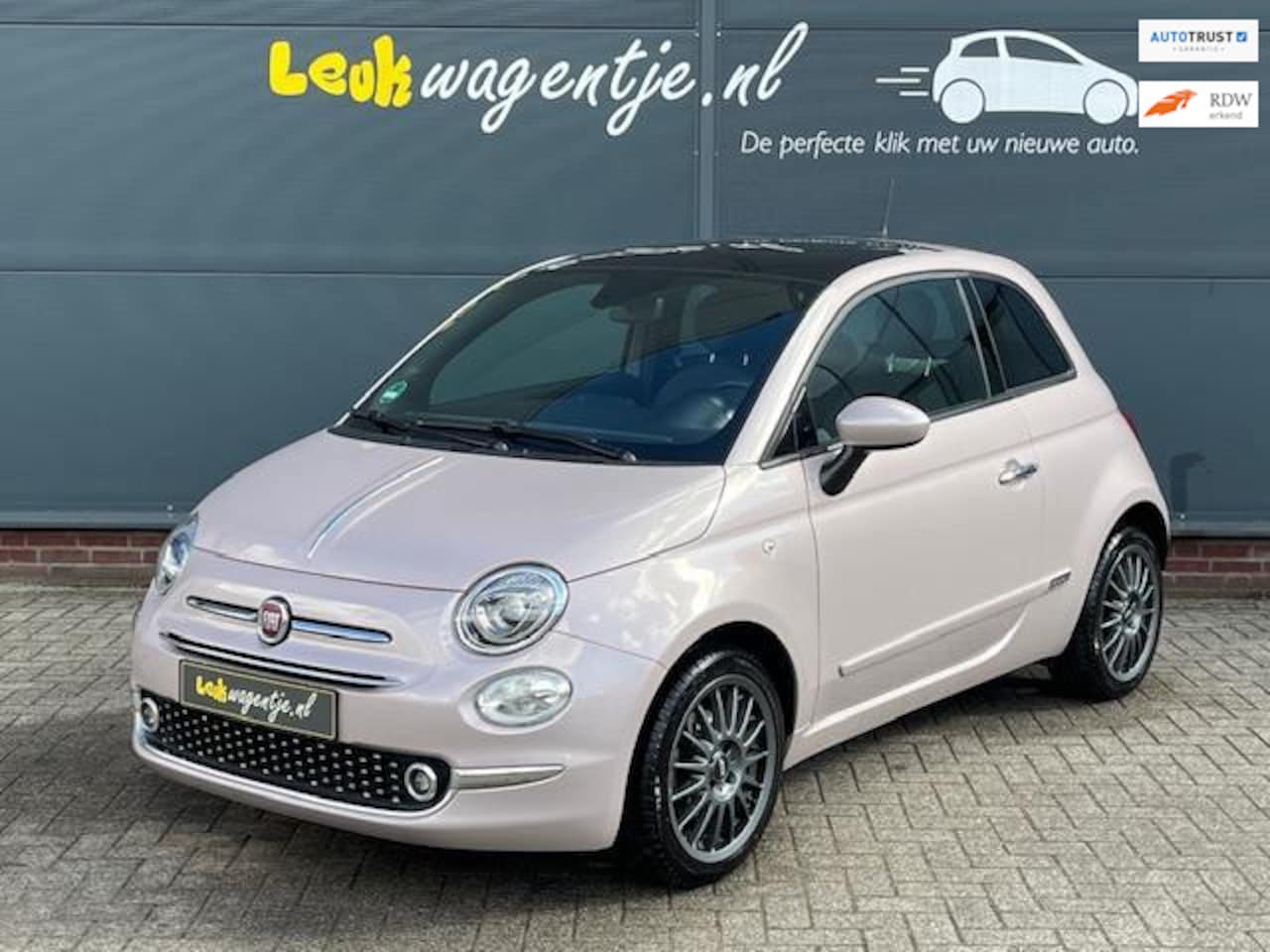 Fiat 500 - 1.0 Hybrid Star *carplay *parkeersens. *panoramadak - AutoWereld.nl