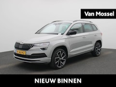 Skoda Karoq - 1.5 TSI ACT Sportline Business | TREKHAAK | PANORAMADAK | STOELVERWARMING | CLIMATE CONTRO