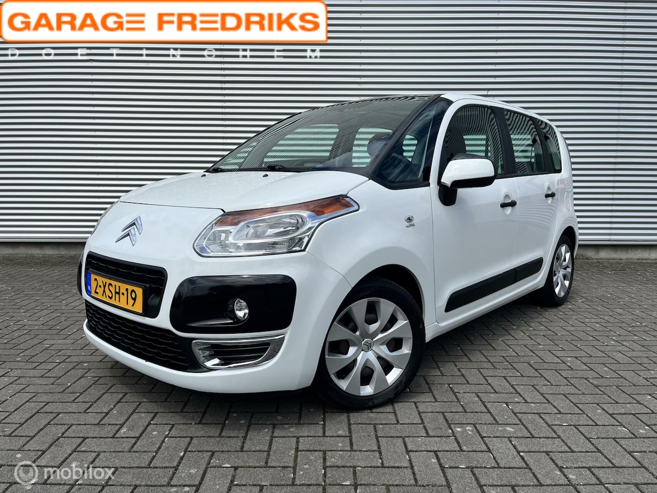 Citroën C3 Picasso - 1.4 VTi Exclusive | Trekhaak | Panorama | - AutoWereld.nl