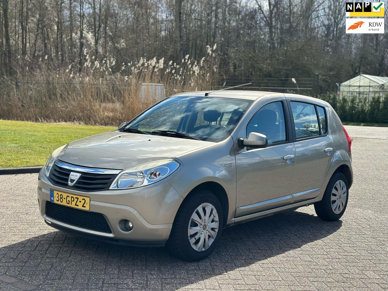 Dacia Sandero - 1.4 Lauréate/APK TOT 13-02-2026 - AutoWereld.nl