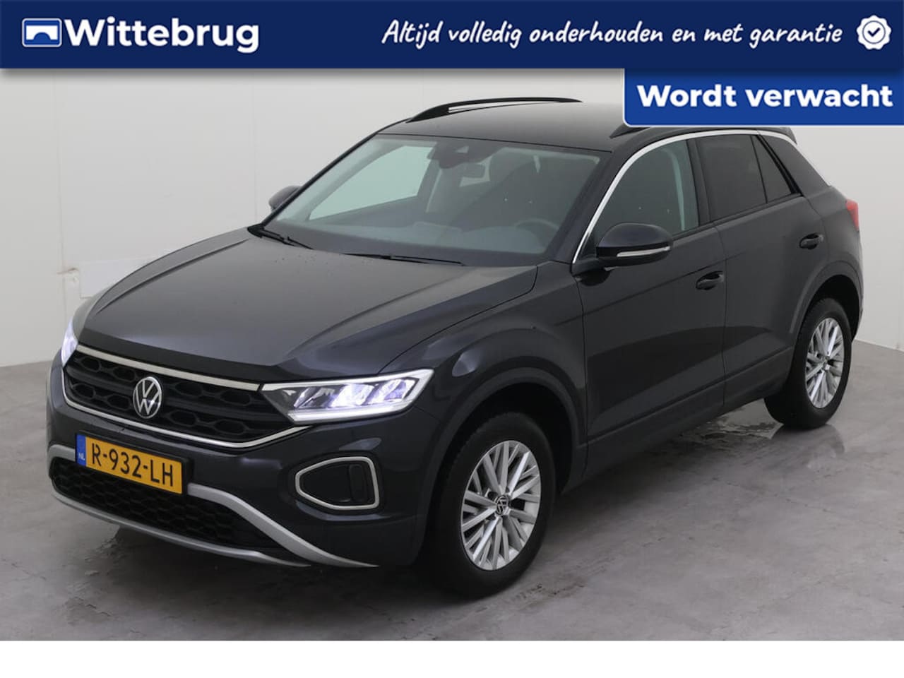 Volkswagen T-Roc - 1.5 TSI Life Business DSG/ Metallic/ Digitale Cockpit/  Led/ Clima/ Navi/ do Glas/ Parkeer - AutoWereld.nl