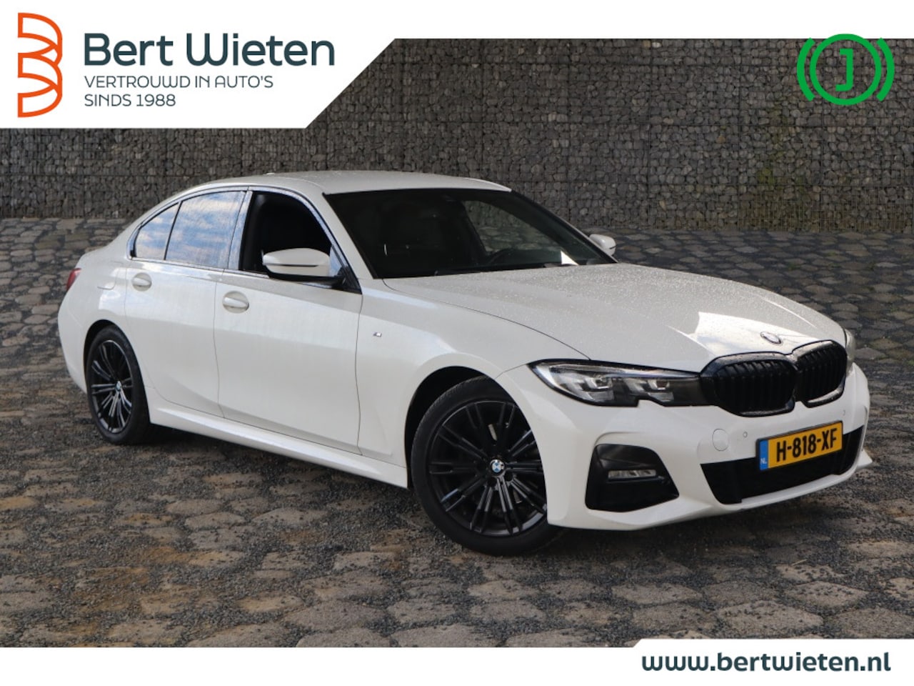 BMW 3-serie - 320i Executive Ed. I Geen Import I Sfeerverlichting I Alcantara - AutoWereld.nl