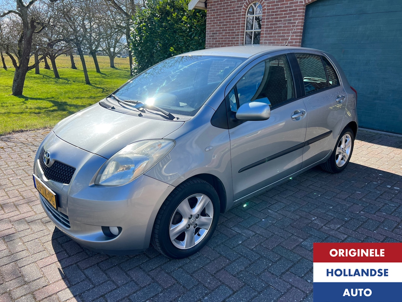 Toyota Yaris - 1.3 VVTi MMT Clima Keyless Clima ParkSensor - AutoWereld.nl