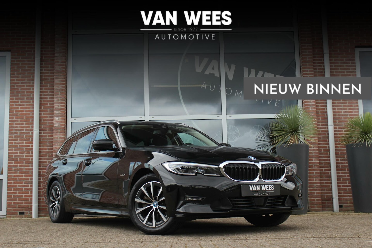 BMW 3-serie Touring - 320e G21 Business Edition Plus | 1e eigenaar | Laser | 360camera | DAB | Carplay | Head-up - AutoWereld.nl