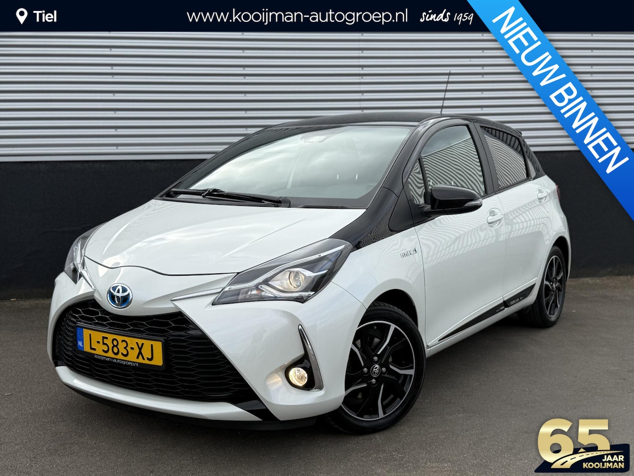 Toyota Yaris - 1.5 Hybrid Bi-Tone | Achteruitrij camera | Cruise control | Bluetooth telefoonvoorbereidin - AutoWereld.nl