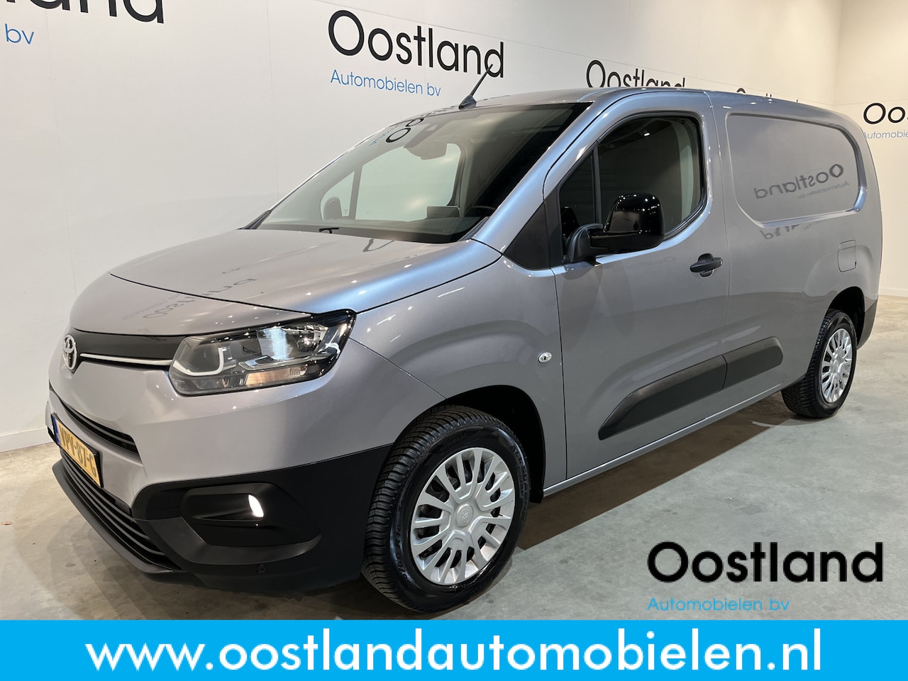 Toyota ProAce City - 1.5 D-4D Live Long 130 PK / Euro 6 / Airco / Trekhaak / CarPlay / Cruise Control / Navigat - AutoWereld.nl