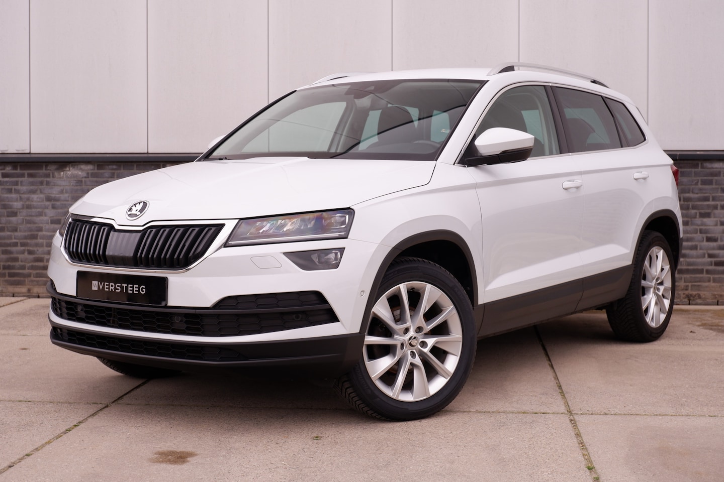 Skoda Karoq - 1.5 TSI ACT Style | LED | Navi | Virtual Cockpit | Carplay | Camera - AutoWereld.nl