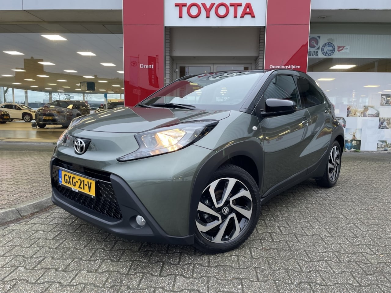 Toyota Aygo X - 1.0 VVT-i MT Pulse | Stoelverwarming | Apple Carplay Android Aut - AutoWereld.nl