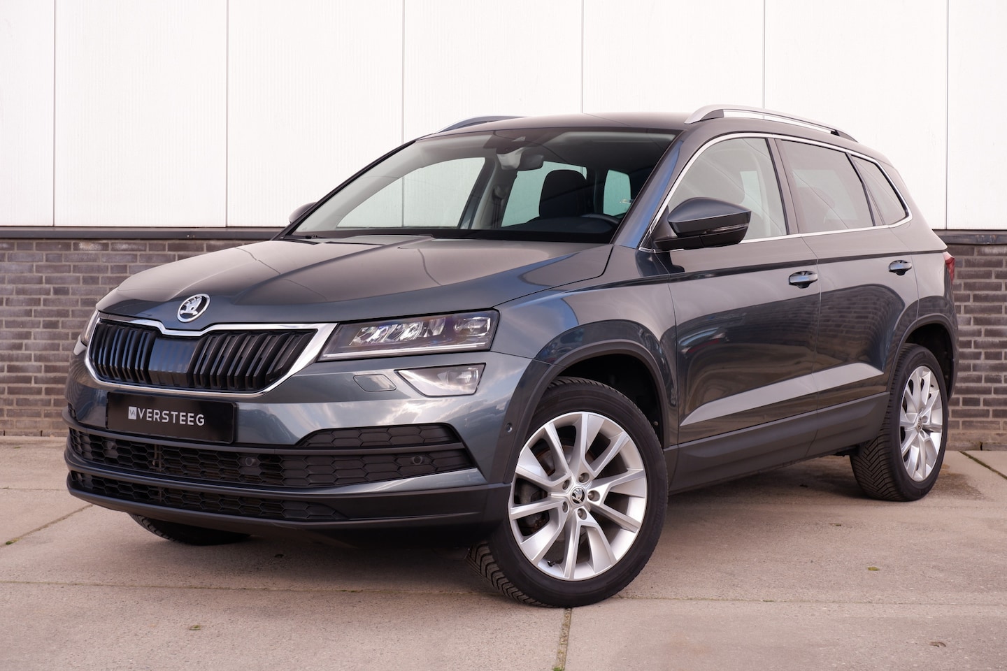 Skoda Karoq - 1.5 TSI ACT Style | LED | Navi | Virtual Cockpit | Carplay | Camera - AutoWereld.nl