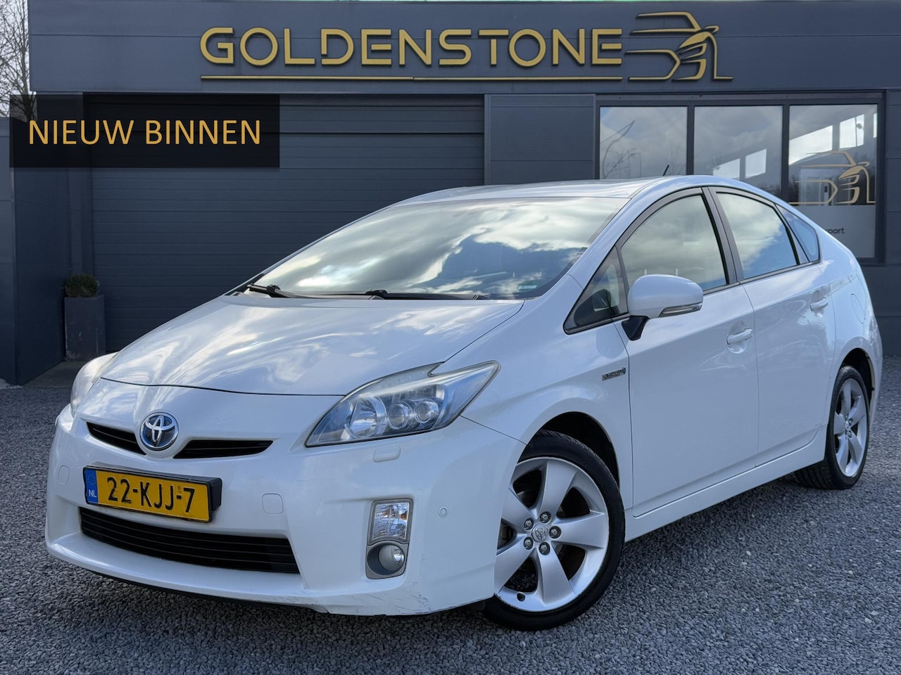 Toyota Prius - 1.8 Dynamic 1e Eigenaar,Navi,Clima,Cruise,Camera,PDC V+A,HU Display,LM Velgen,N.A.P,APK to - AutoWereld.nl