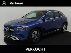 Mercedes-Benz GLA-Klasse - 180 Star Edition Luxury Line Smartphone-integratie / DISTRONIC / Dodehoekassistent / Panor