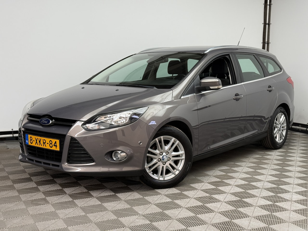 Ford Focus Wagon - 1.0 EcoBoost Edition Plus ECC PDC Navi NL Auto - AutoWereld.nl