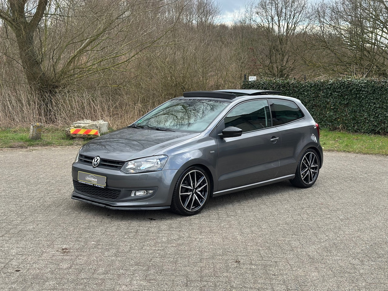 Volkswagen Polo - 1.2 TSI Highline PANO I PDC I CRUISE I 90PK I WEINIG KM - AutoWereld.nl