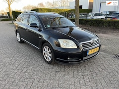 Toyota Avensis Wagon - 2.2 D-4D Linea Luna