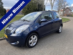 Toyota Yaris - 1.3 VVTi Luna AIRCO, DEALER ONDERHOUDEN