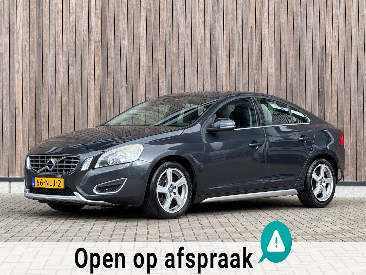 Volvo S60 - 2.0T Intro Edition |Trekhaak|Navi|Cruise| - AutoWereld.nl