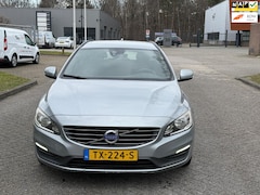 Volvo V60 - 1.6 D2 Momentum