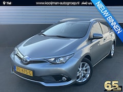 Toyota Auris Touring Sports - 1.8 Hybrid Dynamic Go Trekhaak, Navigatie, Achteruitrijcamera, Climate control, Cruise con