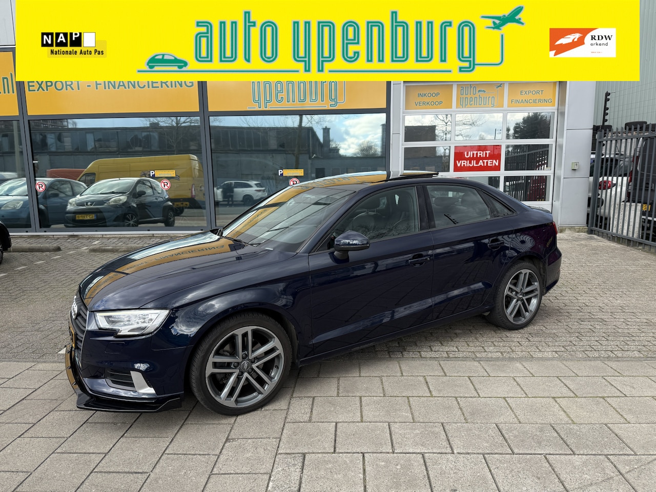 Audi A3 Limousine - 2.0 TFSI * 190 Pk * S-Line * 69.859 Km * Panoramadak * Leer * Navi * Xenon * Led * Climatr - AutoWereld.nl