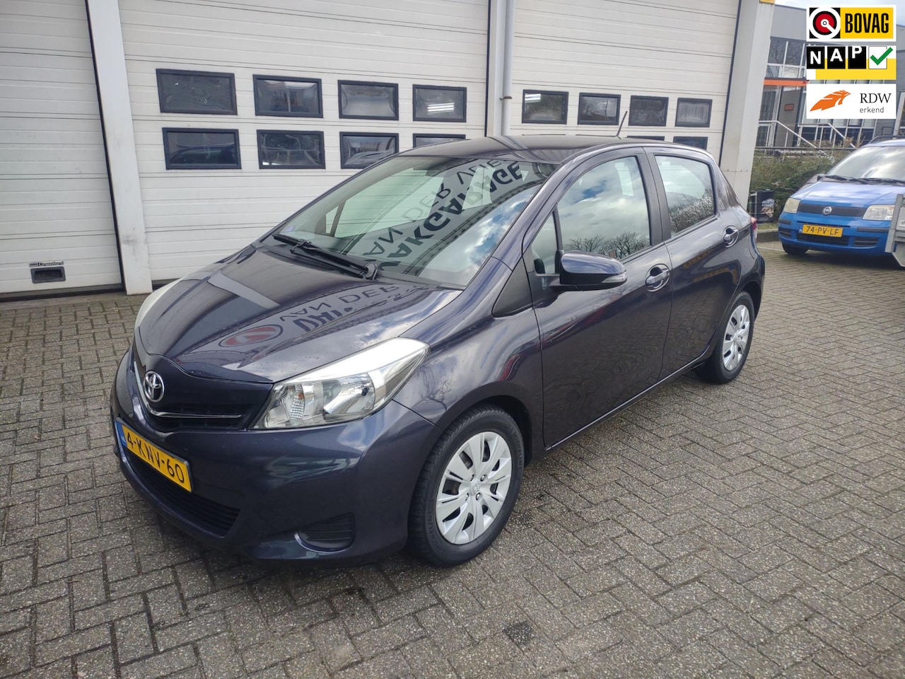 Toyota Yaris - 1.3 VVT-i Aspiration 1.3 VVT-i Aspiration AUT - AutoWereld.nl