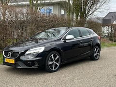 Volvo V40 - 2.0 T4 Business Sport 190pk | Lesauto | Dubbele bediening