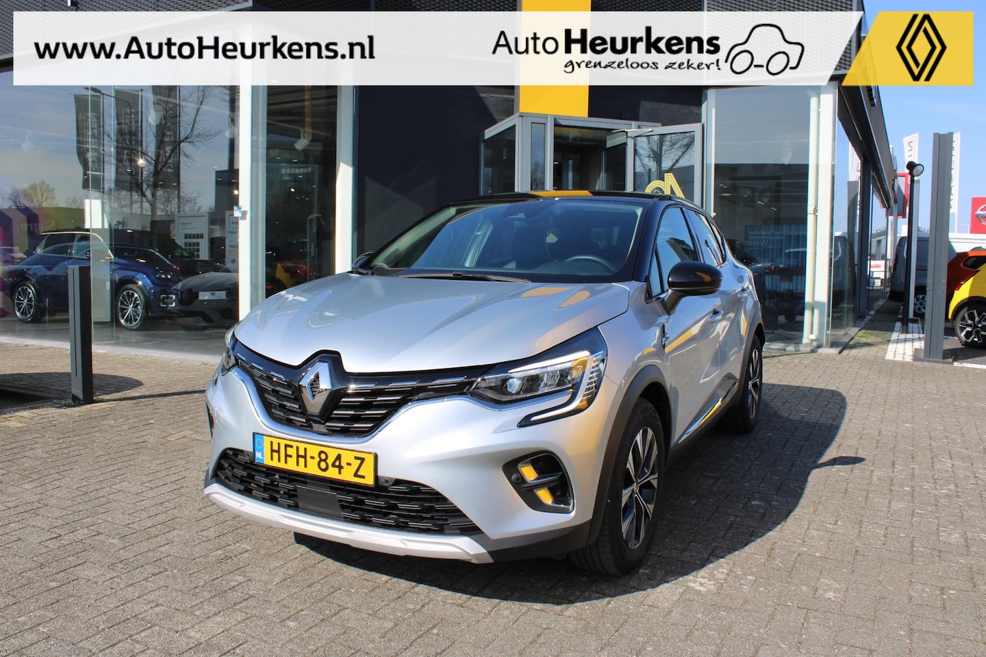 Renault Captur - TCe 90 Techno l Two-tone l DAB l LED - AutoWereld.nl