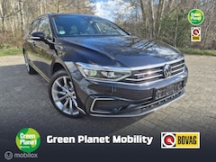 Volkswagen Passat Variant - 1.4 TSI GTE|Pano|Trekhaak|Leder