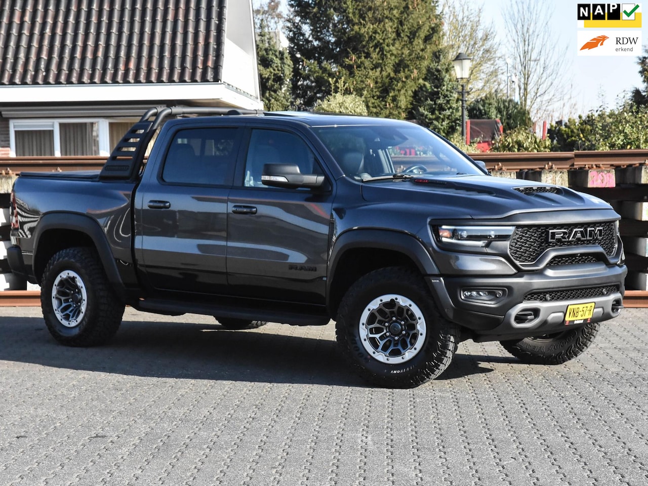 Dodge Ram 1500 - TRX 6.2 V8 Supercharged 4x4 Crew Cab / / 700+ pk & 1000 Nm Koppel! / adaptive cruise contr - AutoWereld.nl