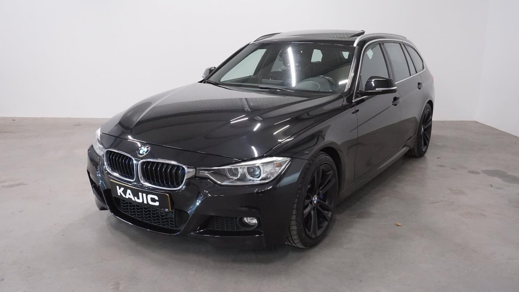 BMW 3-serie Touring - 330d Upgrade Edition 330d Upgrade Edition - AutoWereld.nl