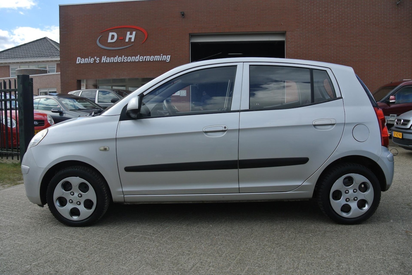 Kia Picanto - 1.0 X-pect inruil mogelijk nap - AutoWereld.nl