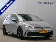 Volkswagen Golf - 1.5 eTSI 150pk R-Line Automaat Trekhaak / 19 inch / Schuifdak / Standkachel / Apple Carpla