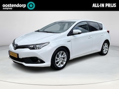 Toyota Auris - 1.8 Hybrid Dynamic Go | Navigatie | Cruise control | Licht metalen velgen | Parkeercamera