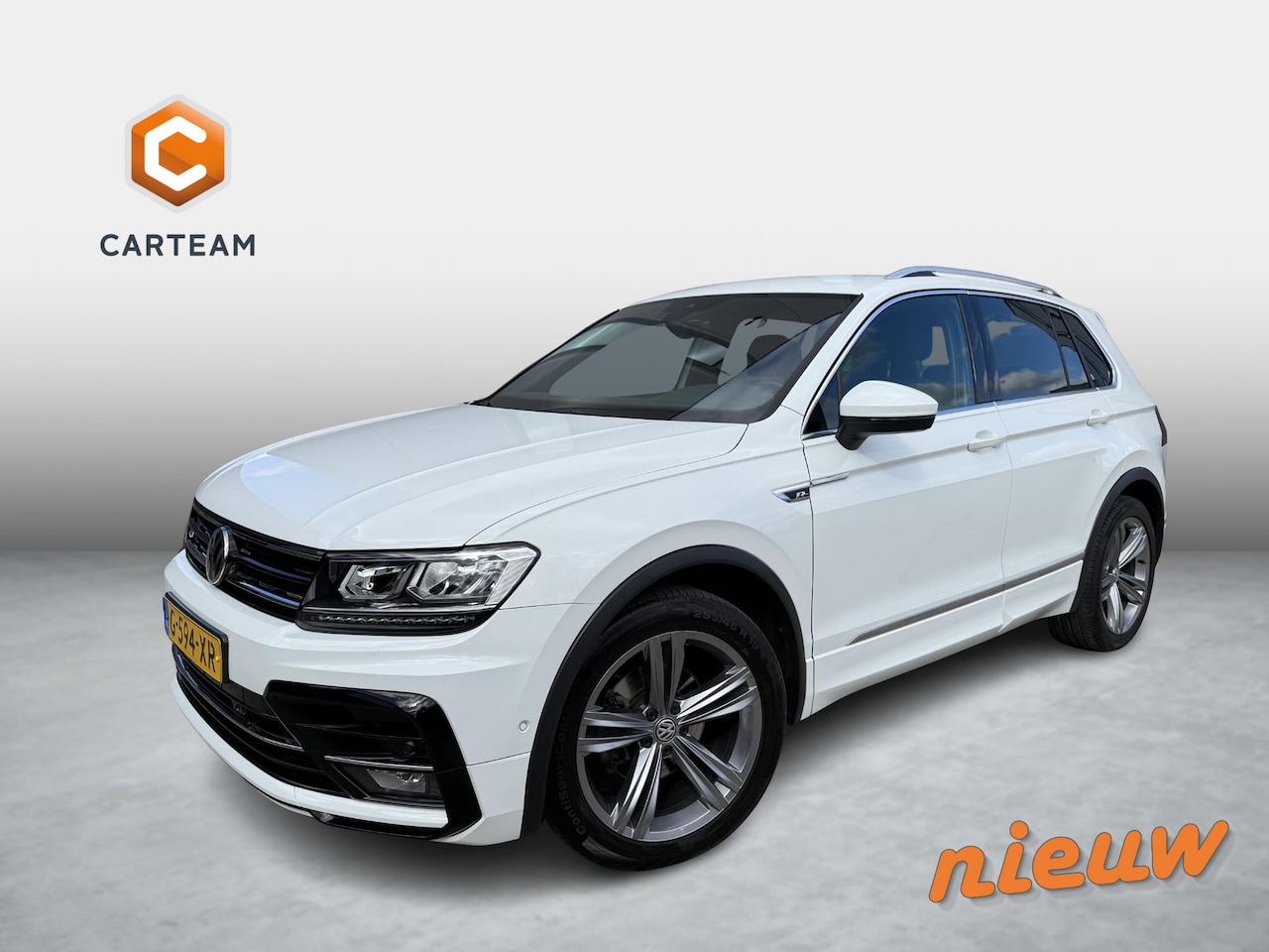 Volkswagen Tiguan - 1.5 TSI ACT Highline Business R | Carplay | LED | trekhaak | R-line | ACC | Key-less - AutoWereld.nl